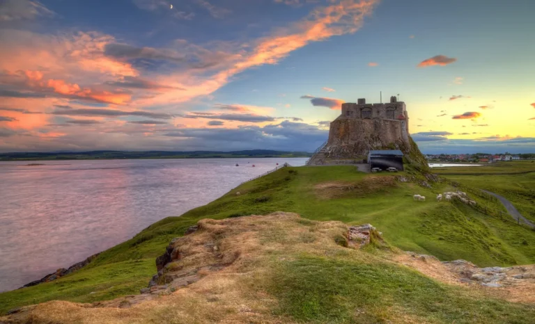 Holy Island, Lindisfarne, Northumberland Holidays, Northumberland's Castles